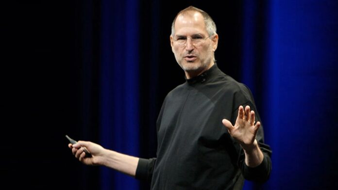 Steve Jobs calls Microsoft a third-tier product | Old video