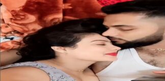 Indian Desi Bhabhi Sexy Video: Romance with husband on bed in extremely bold video