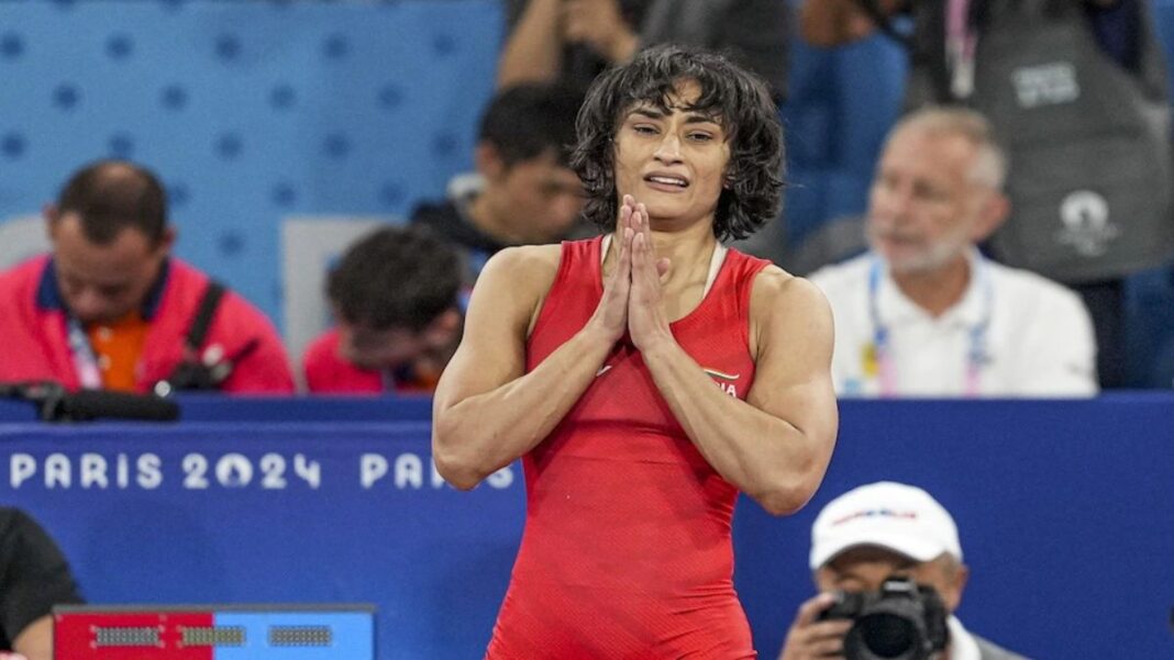 Vinesh Phogat in Olympic final: Bollywood applauds, netizens demand biopic