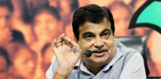 Want to buy a new car? Get up to 3.5% discount with Nitin Gadkari's advice!