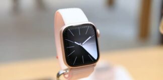 Apple Watch Series 10 Rumors Divide Over Display- Is It Flat or Curved?