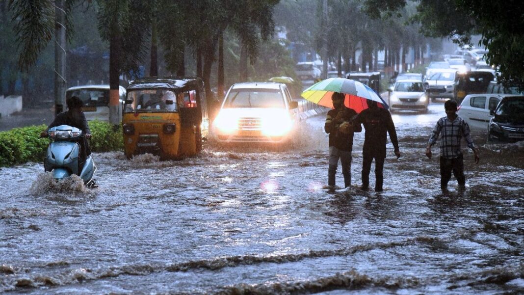 Rain and lightning warning in Uttar Pradesh for next 36 hours - IMD update