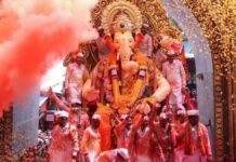 Security tightened on last day of Ganpati immersion in Mumbai, more than 24,000 police deployed