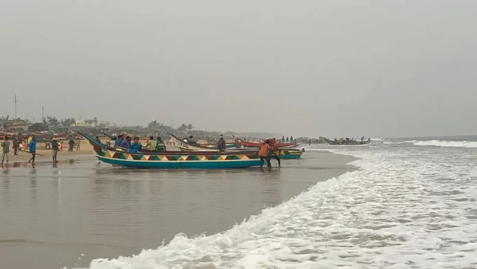 Experiences of people in shelters during Cyclone Dana in Odisha, government preparedness, and the role of officials