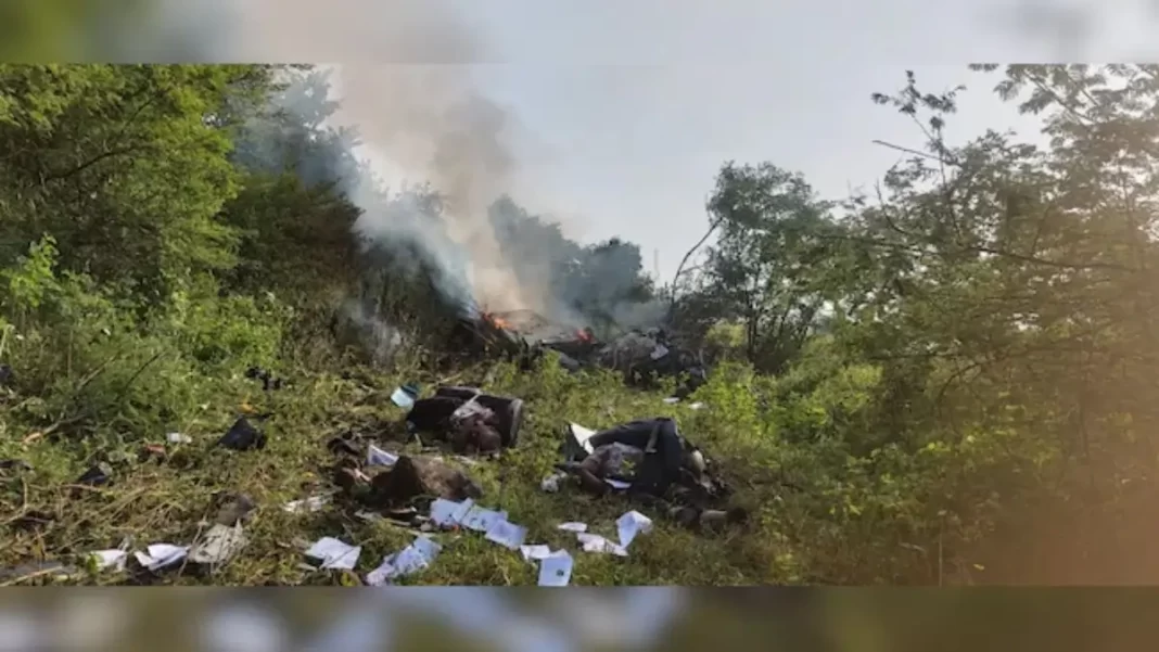 Helicopter crash in Bavdhan, Pune, 2 pilots and an engineer died