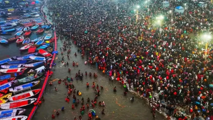 More than 62 lakh devotees took a holy dip in the last Amrit Snan of Maha Kumbh