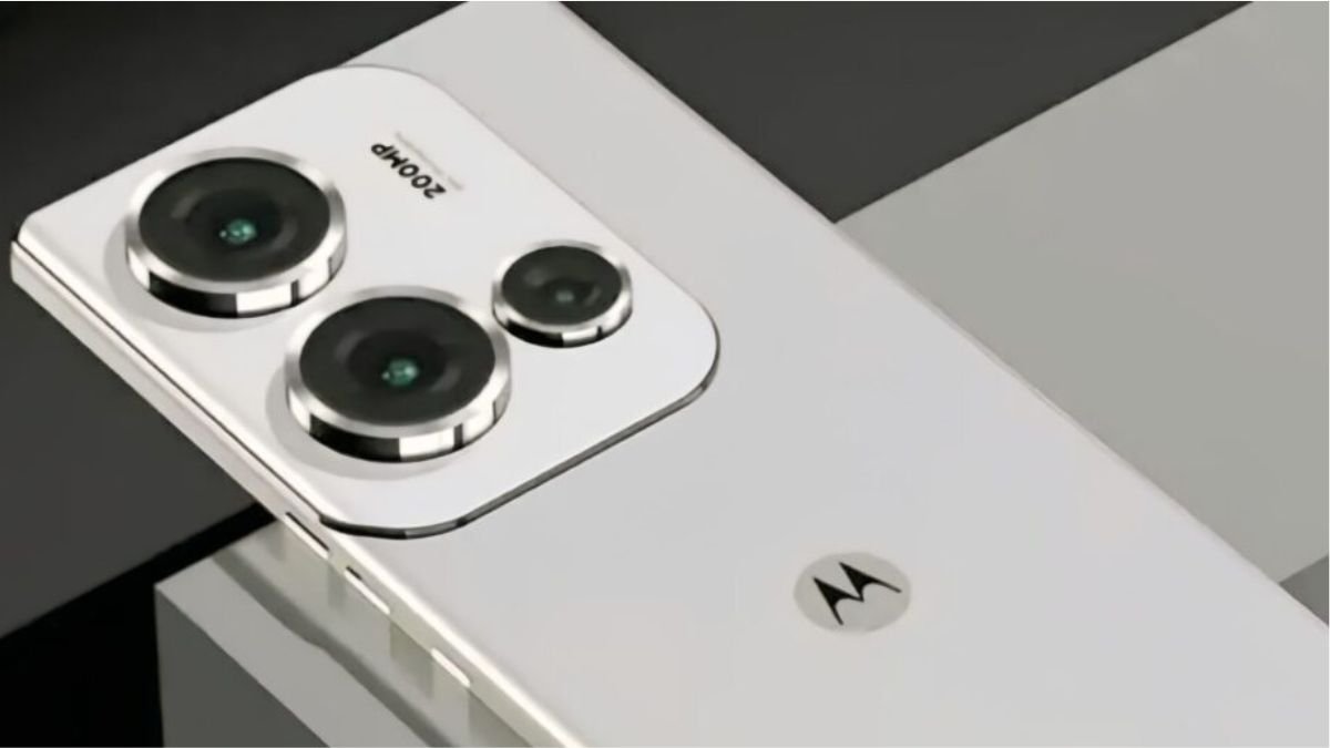 Motorola Edge 60 Fusion sleek design