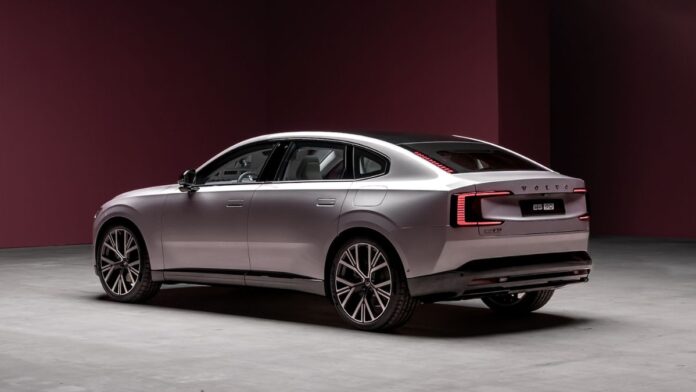 Volvo ES90 sleek modern design