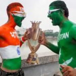 India vs Pakistan: एशिया कप में भारत से हार के बाद पाकिस्तानी फैंस का गुस्सा फूटा